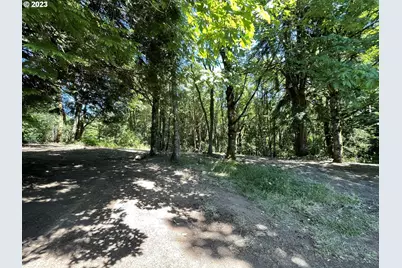 11902 NW Tualatin Ave, Portland, OR 97229 - Photo 15