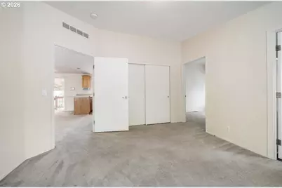 4802 SE 133rd Dr, Portland, OR 97236 - Photo 13