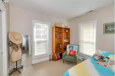 345 E First St, Yamhill, OR 97148 - Photo 27