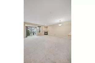 3870 Summerlinn Dr, West Linn, OR 97068 - Photo 9