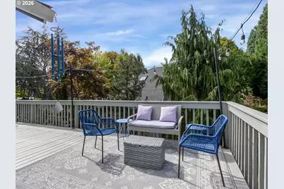 8411 SE Clatsop Ct, Portland, OR 97266 - Photo 17