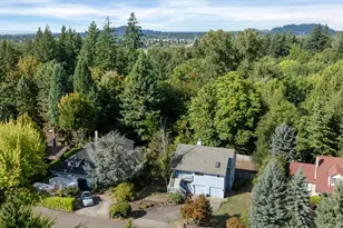 8411 SE Clatsop Ct, Portland, OR 97266 - Photo 33
