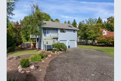 8411 SE Clatsop Ct, Portland, OR 97266 - Photo 5