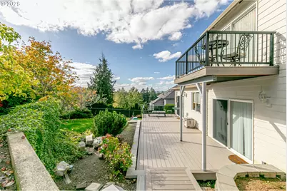 14732 SE Duke St, Portland, OR 97236 - Photo 39