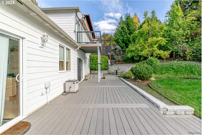 14732 SE Duke St, Portland, OR 97236 - Photo 37