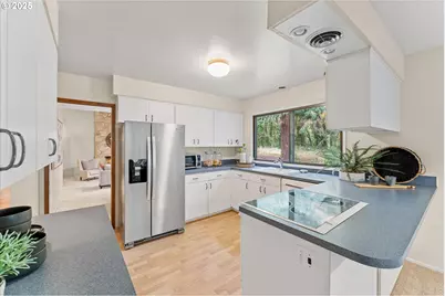 1269 Rockinghorse Ln, Lake Oswego, OR 97034 - Photo 13