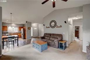 470 Burghardt Dr, Molalla, OR 97038 - Photo 11