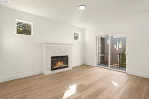 18933 SW Hazelwood Ln, Beaverton, OR 97078 - Photo 9