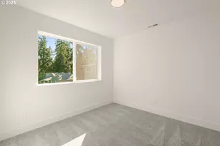 18933 SW Hazelwood Ln, Beaverton, OR 97078 - Photo 21