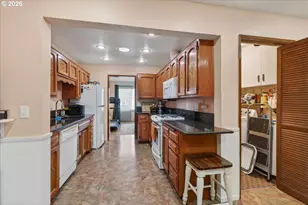 1300 Vine St, Albany, OR 97321 - Photo 19