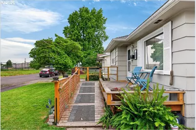 1300 Vine St, Albany, OR 97321 - Photo 3