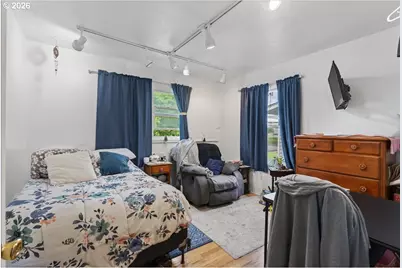 1300 Vine St, Albany, OR 97321 - Photo 9