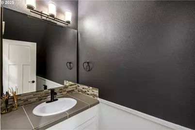 8826 SW Spruce St, Portland, OR 97223 - Photo 21