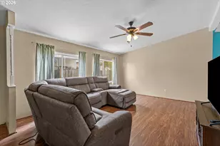 18225 S Silverwood Dr, Oregon City, OR 97045 - Photo 5