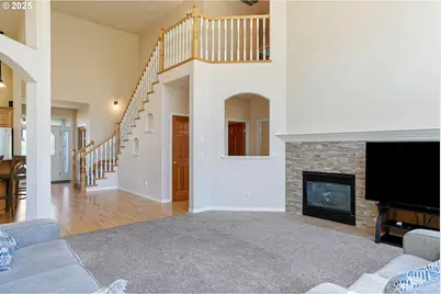 2815 Hazelnut Dr, Woodburn, OR 97071 - Photo 15