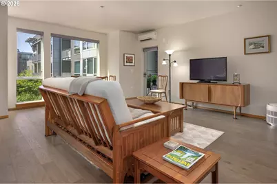 1125 NW 9th Ave #418, Portland, OR 97209 - Photo 5