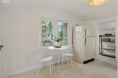 4405 SE Alder St, Portland, OR 97215 - Photo 25