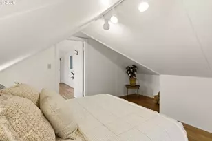 4405 SE Alder St, Portland, OR 97215 - Photo 31