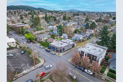 4405 SE Alder St, Portland, OR 97215 - Photo 43