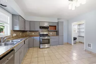 911 T St, Vancouver, WA 98661 - Photo 7
