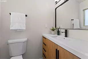 13547 NE Sacramento St, Portland, OR 97230 - Photo 35