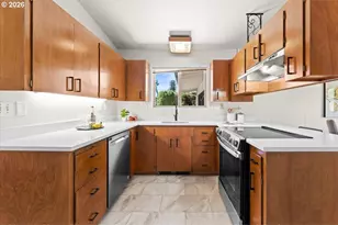 13547 NE Sacramento St, Portland, OR 97230 - Photo 21