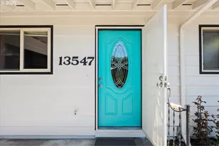 13547 NE Sacramento St, Portland, OR 97230 - Photo 3