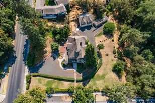 608 W 6th St, The Dalles, OR 97058 - Photo 3