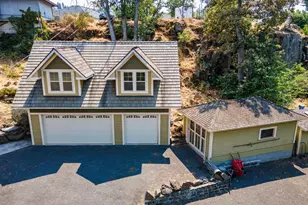 608 W 6th St, The Dalles, OR 97058 - Photo 5