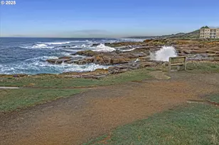 327 Lemwick Ln, Yachats, OR 97498 - Photo 37