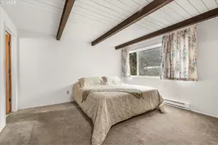 327 Lemwick Ln, Yachats, OR 97498 - Photo 15