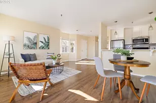 310 NW Uptown Terrace, Portland, OR 97210 - Photo 3