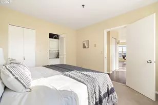 310 NW Uptown Terrace, Portland, OR 97210 - Photo 21