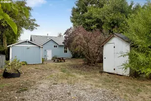 4524 NE Going St, Portland, OR 97218 - Photo 37