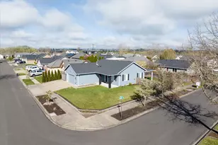 6023 Mondavi Ln, Eugene, OR 97402 - Photo 7