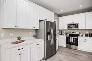 6023 Mondavi Ln, Eugene, OR 97402 - Photo 21