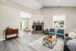 6023 Mondavi Ln, Eugene, OR 97402 - Photo 11