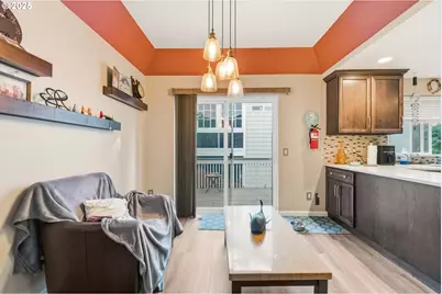 723 N 8th Loop, Coos Bay, OR 97420 - Photo 17