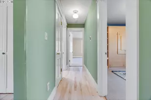 7335 SW 68th Ave, Portland, OR 97223 - Photo 13