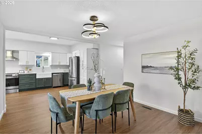 14515 SE Wild Rose Ln, Milwaukie, OR 97267 - Photo 15