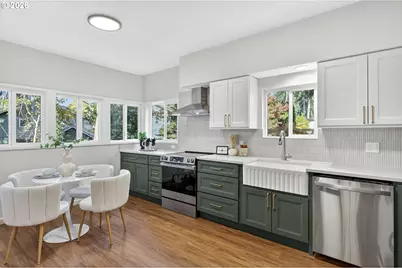 14515 SE Wild Rose Ln, Milwaukie, OR 97267 - Photo 9