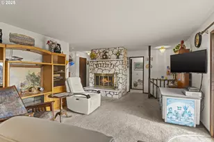 505 SW Tichenor St, Clatskanie, OR 97016 - Photo 11