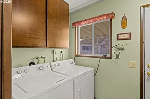 505 SW Tichenor St, Clatskanie, OR 97016 - Photo 35