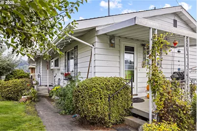 505 SW Tichenor St, Clatskanie, OR 97016 - Photo 7