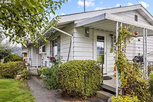 505 SW Tichenor St, Clatskanie, OR 97016 - Photo 5