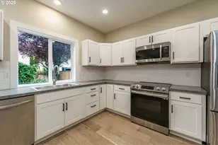 19451 PrairieView Terrace, Oregon City, OR 97045 - Photo 7