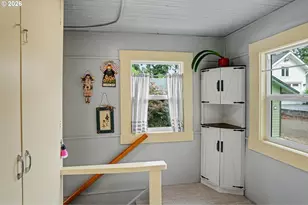 824 Chadwick St, Silverton, OR 97381 - Photo 15