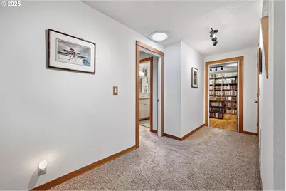 1867 Fircrest Dr, Eugene, OR 97403 - Photo 23