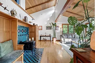 1867 Fircrest Dr, Eugene, OR 97403 - Photo 13