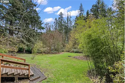 1867 Fircrest Dr, Eugene, OR 97403 - Photo 39